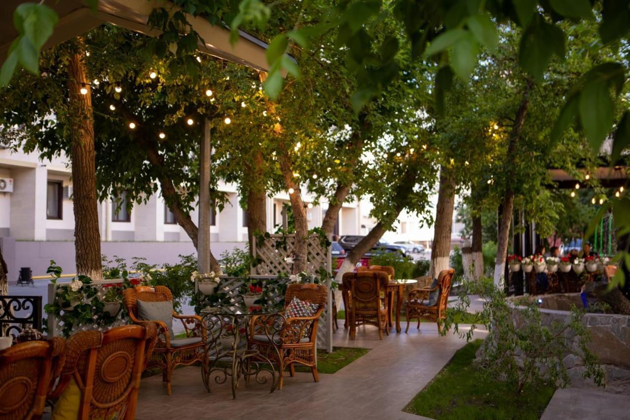 Hotel Medeu à Kostanay Extérieur photo