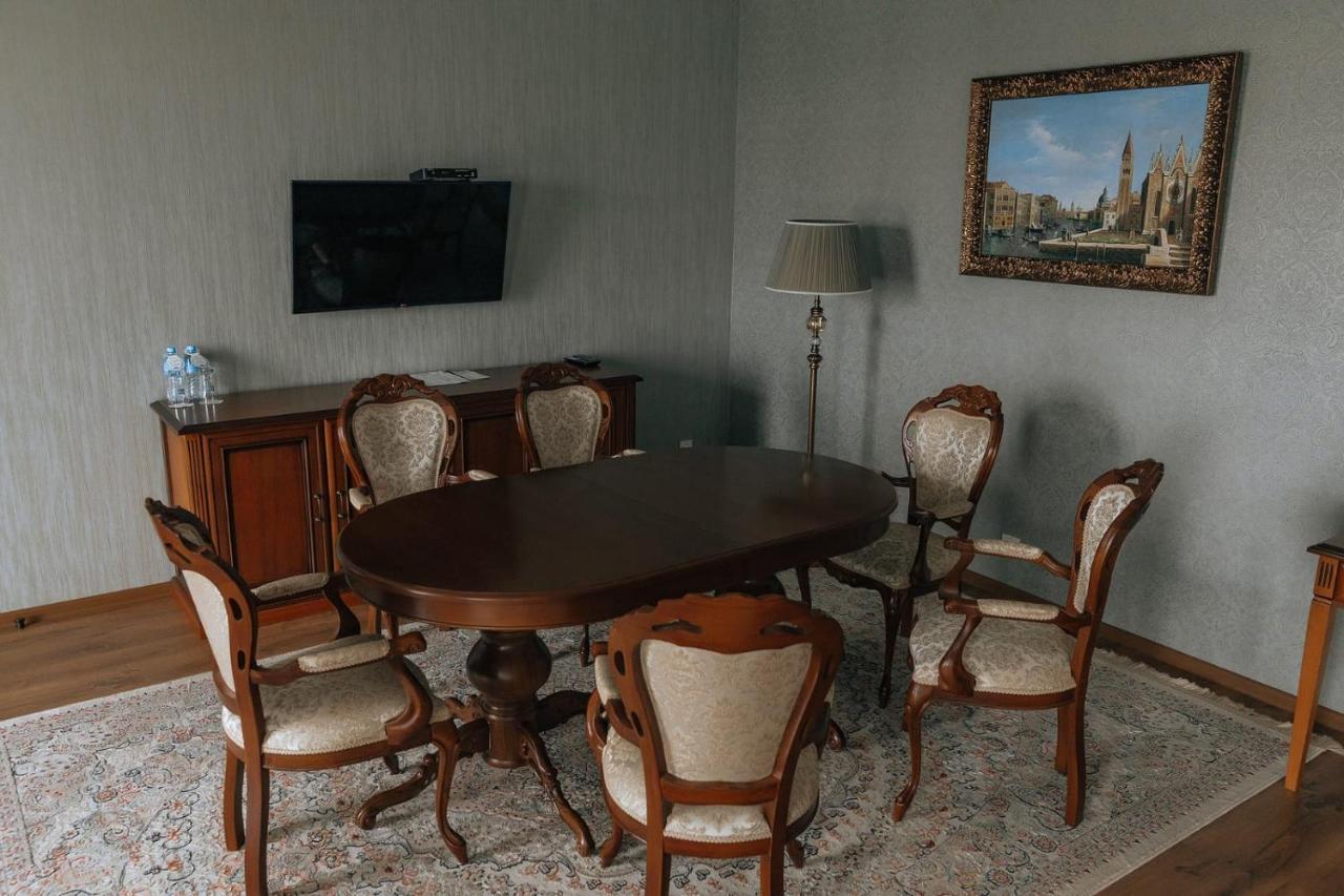 Hotel Medeu à Kostanay Extérieur photo