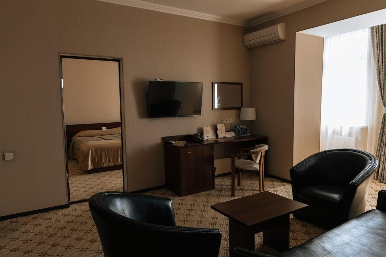 Hotel Medeu à Kostanay Extérieur photo